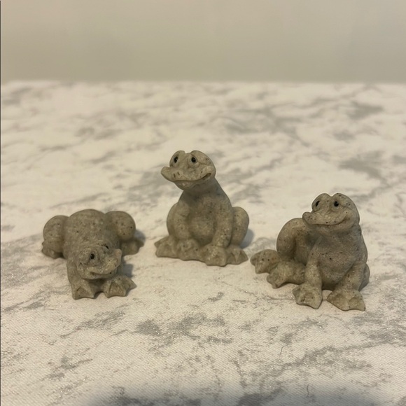Quarry Critter Lot of 3 Second Nature Design Frog Figurines - Picture 1 of 8